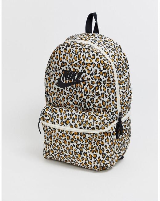 Mochila en estampado de leopardo Heritage Nike | Lyst