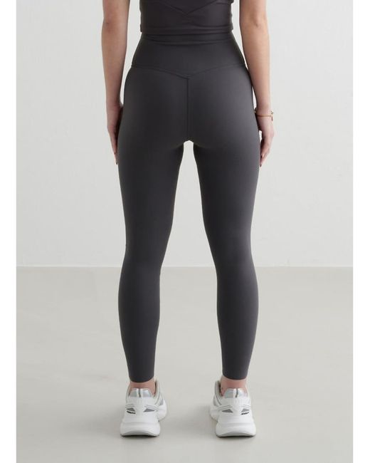 Aim'n Petite in het Gray