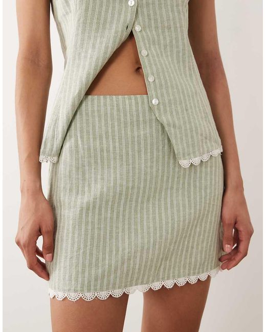 Abercrombie & Fitch Green Linen Mini Skirt With Scallop Edge