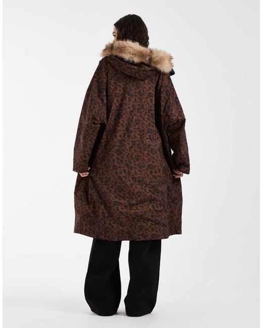 Regatta Brown Waterproof Changing Robe