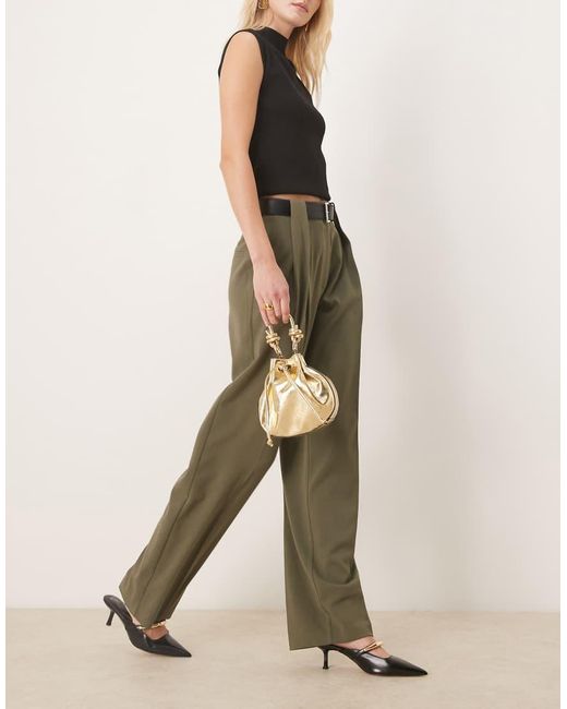 Pantalones De Sastre Caquis De Talle Alto Y Pernera Recta Con Cinturón De Asos Design Tall-Verde ASOS de color Green