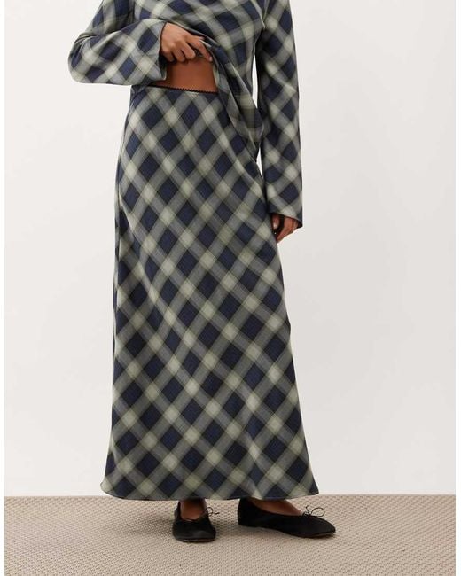 Nobody's Child White Otto Bias Maxi Skirt Co-Ord
