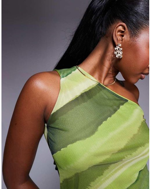 Top Verde Asimétrico Con Estampado Abstracto De Malla De (Parte De Un Conjunto) ASOS de color Green