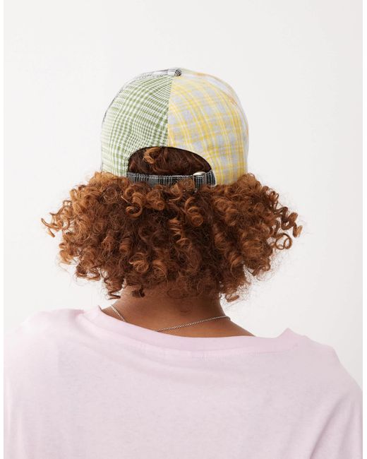 Collusion Multicolor Unisex – e kappe mit geteiltem karomuster