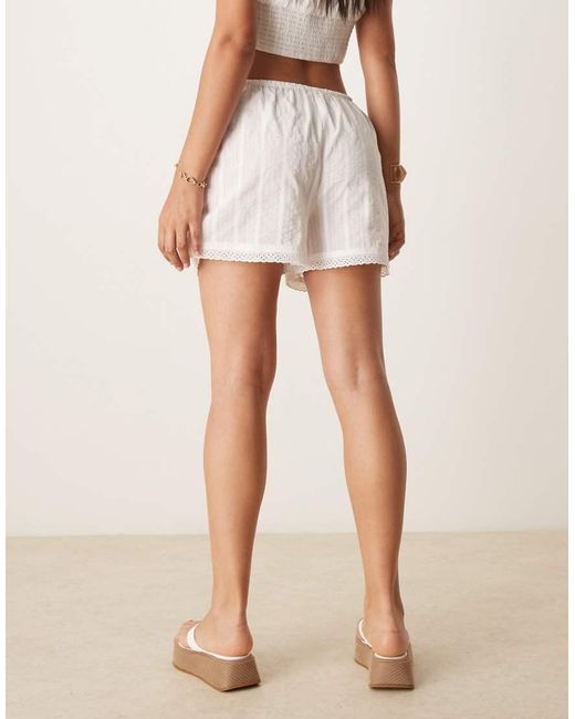 Aray White Beach Short Co-Ord