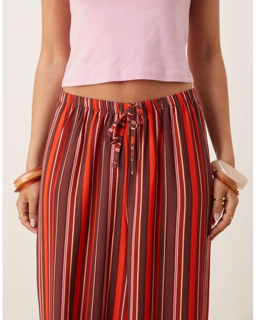 Pantalon rayé ample à enfiler en lin mélangé - bordeaux ASOS en coloris Red