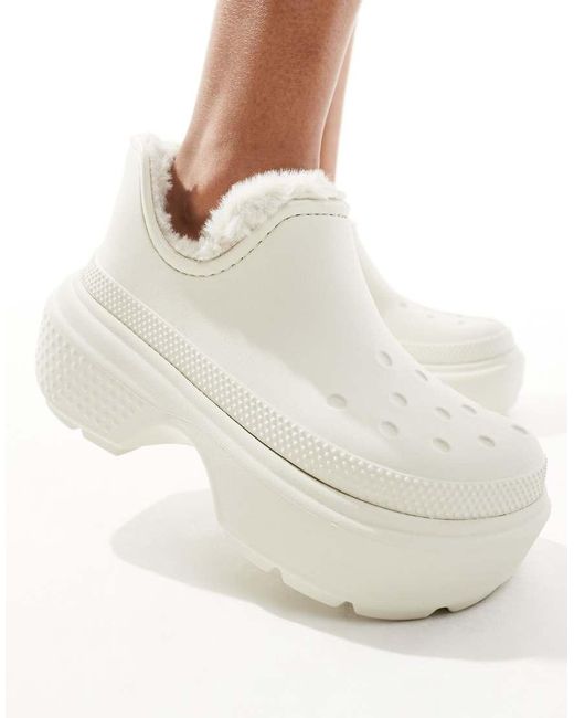 CROCSTM White Stomp Shorty Boot
