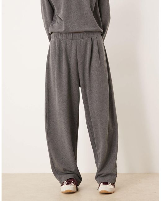 ASOS Gray – plissierte barrel leg jogginghose