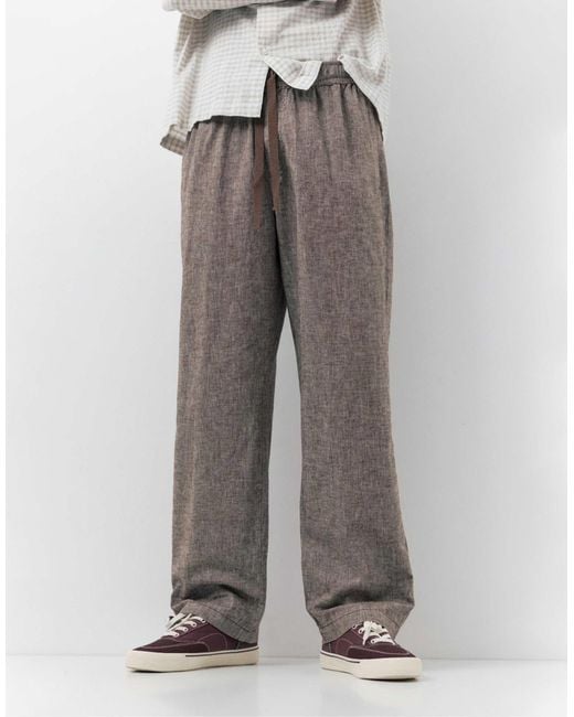 Pantalon en lin mélangé - chocolat Pull&Bear pour homme en coloris Gray