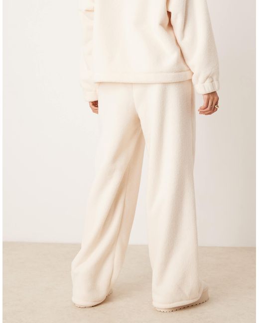ASOS Natural – weit geschnittene lounge-hose aus microfleece