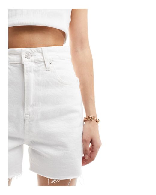 Pantalones cortos vaqueros mom con lavado blanco Tommy Hilfiger de color White