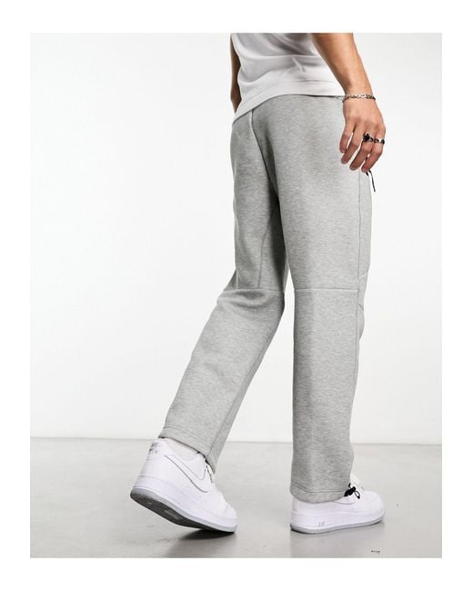 Nike Tech Fleece Loose Fit joggers With toggle in Grey for Men