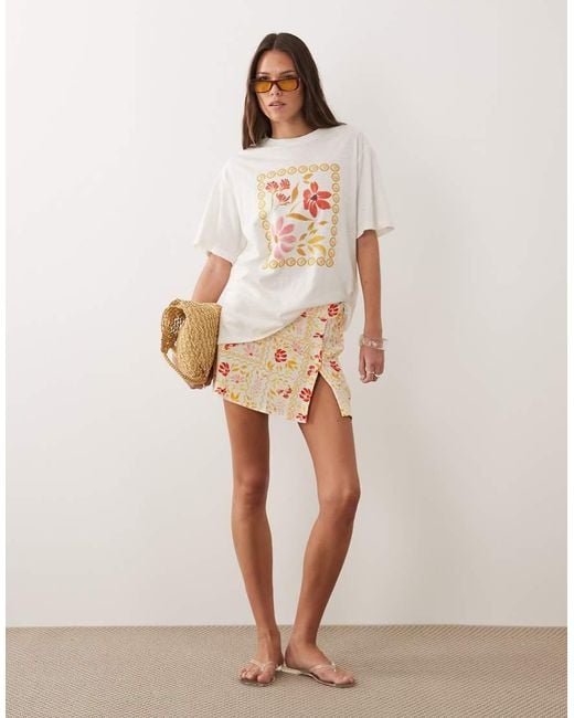 Rhythm Natural Oversized T-shirt With Wildflower Front Print