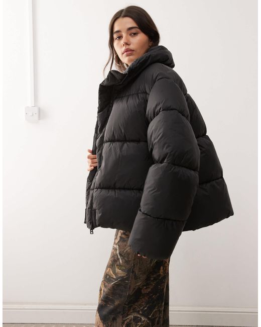 Doudoune oversize Weekday en coloris Black