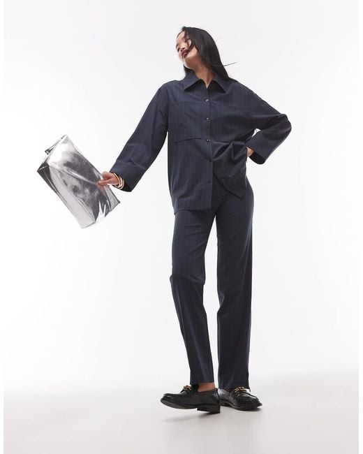 Pantalones De Pernera Slim Con Raya Diplomática Y Pinzas Delanteras De (Parte De Un Conjunto) Mango de color Blue