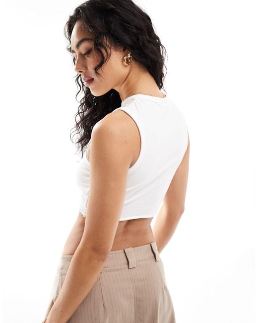 Ellesse White Fawn Cropped Vest