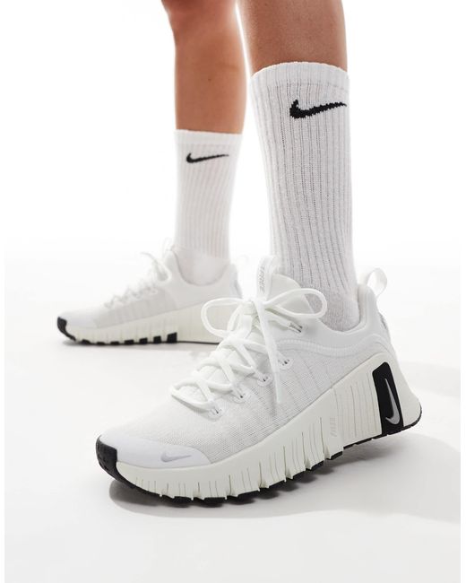 Nike White – free metcon 6 – sneaker