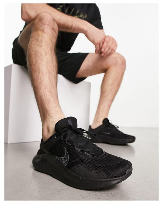 mens nike legend trainer