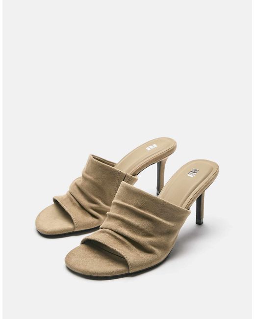 Pull&Bear Natural – geraffte pantoletten
