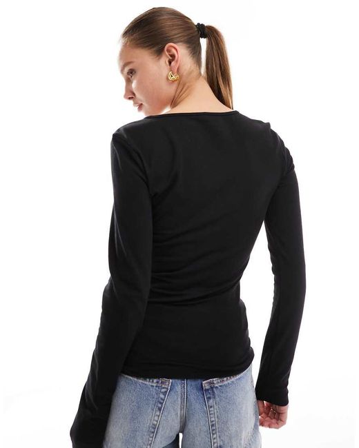 Top De Manga Larga Con Cuello Redondo De ONLY de color Black