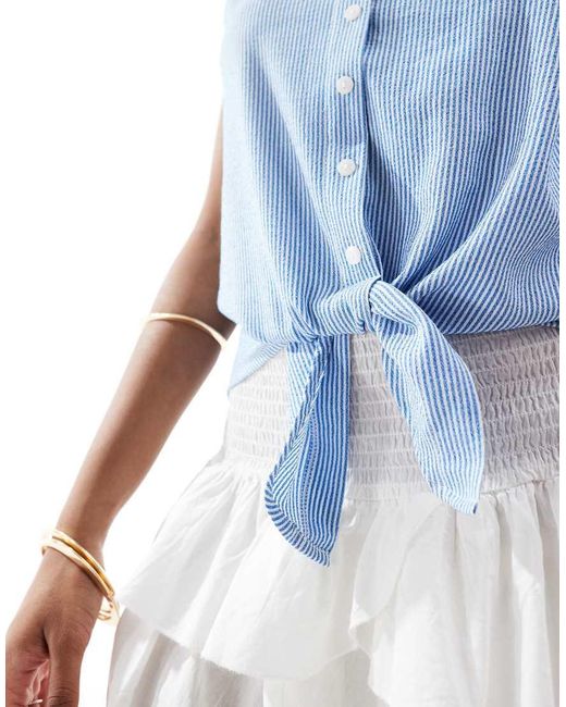 ONLY Blue Knot Front Cropped Vest