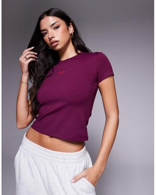 Nike Purple Gym Life Swoosh Cropped T-Shirt