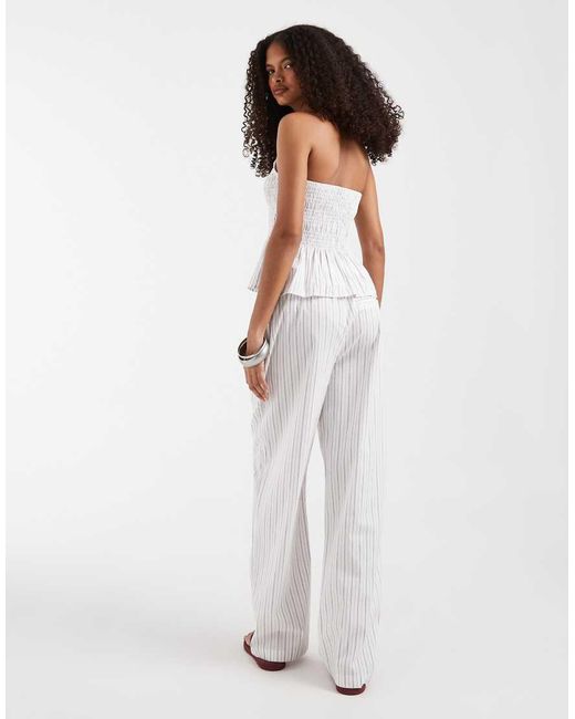Pantalones Blancos A Rayas Negras De Pernera Ancha Sin Cierres De Popelina (Parte De Un Conjunto) Vero Moda de color White