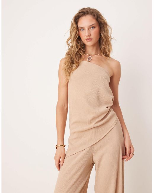 Top d'ensemble asymétrique en tissu texturé avec liens noués à la taille - taupe ASOS en coloris Natural