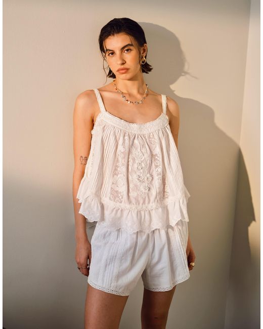 TOPSHOP White Co Ord Broderie Mini Knicker Short