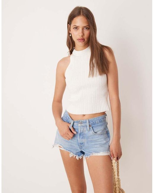 Top Sin Mangas Con Tiras Retorcidas De Punto De Bouclé De -Blanco ASOS de color Blue