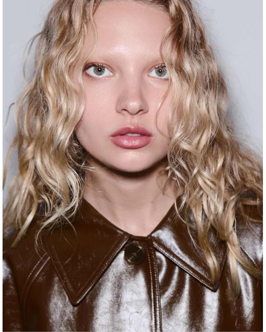 Stradivarius Blue – langer trenchcoat aus kunstleder