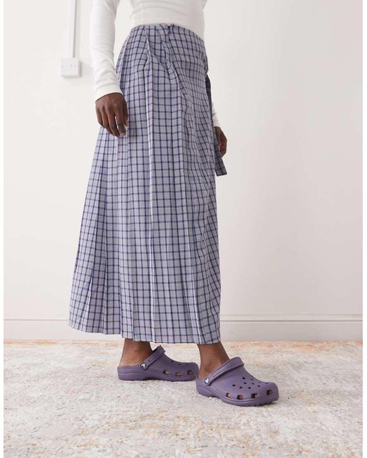 CROCSTM Purple Classic Clogs