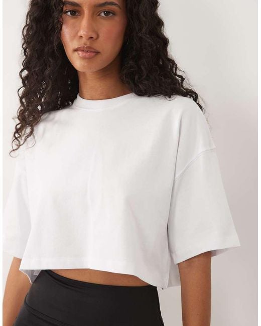 4505 White Heavyweight Cotton Cropped T-shirt With Back Print