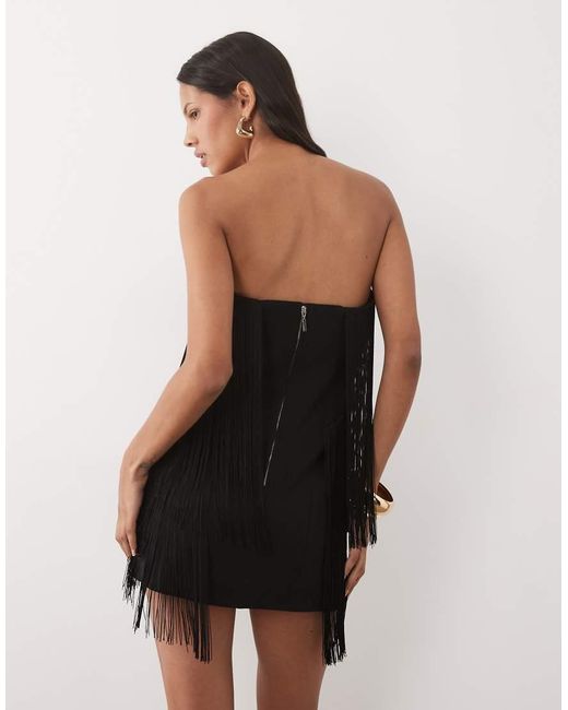 Capsule di Mango in Black