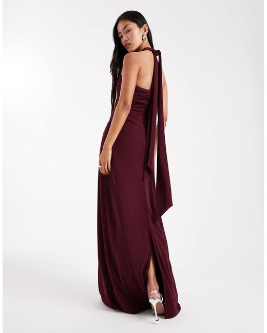 Vestito Lungo Da Damigella Color Vino Elasticizzato Allacciato Al Collo di Six Stories in Red