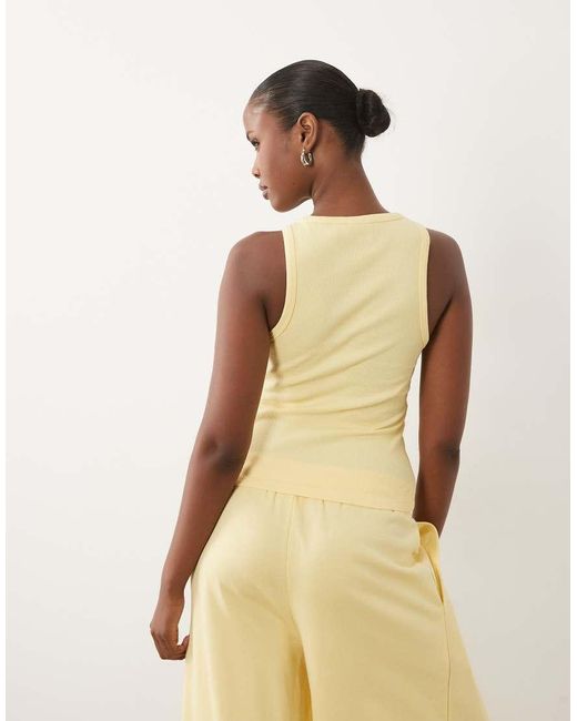 Weekend Collective ASOS de color Natural