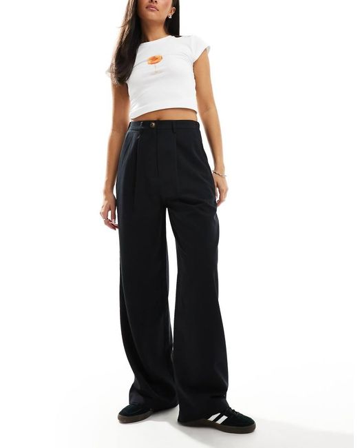 Pantalones Negros De Corte Sartorial Y Pernera Ancha De Miss Selfridge de color Black