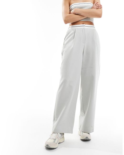 Pantalon d'ensemble ample avec taille à revers - bleu Miss Selfridge en coloris White