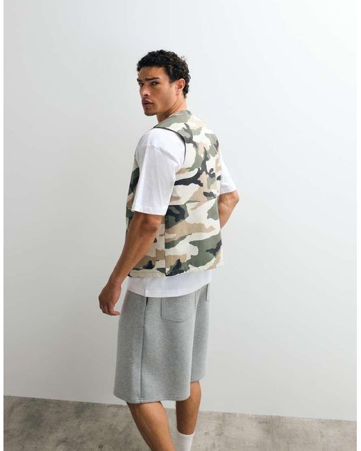 Gilet Utility Stormmax Idrorepellente Con Stampa Mimetica di ASOS in White da Uomo