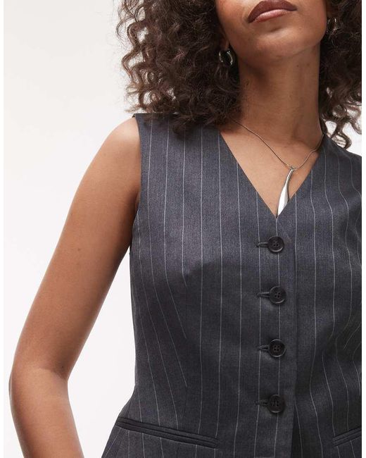 Gilet Aderente A Righe Con Scollo A V di TOPSHOP in Black