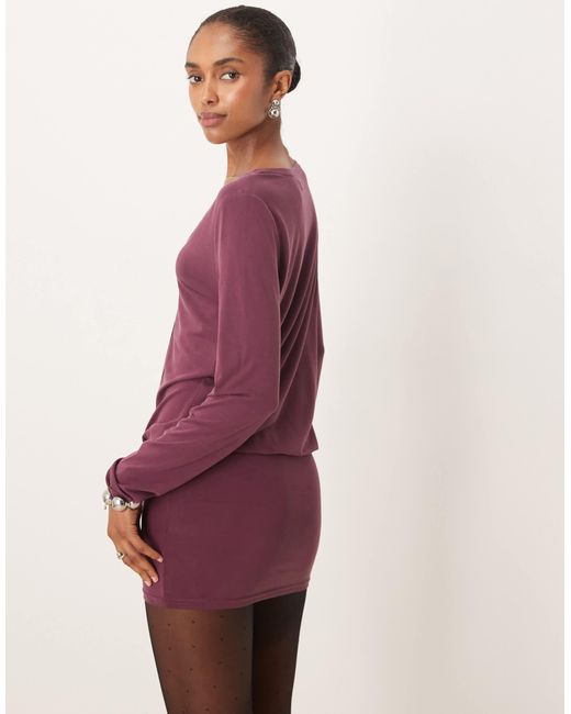 Mihiro - robe courte près du corps en cupro à col v - prune Motel en coloris Purple