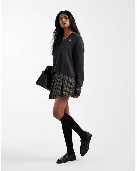 Camisa Gris Oscuro Con Cuello De Pico De Canalé De Fred Perry de color Black