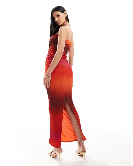 Vestido largo naranja fruncido con diseño degradado Missy Empire de color Red