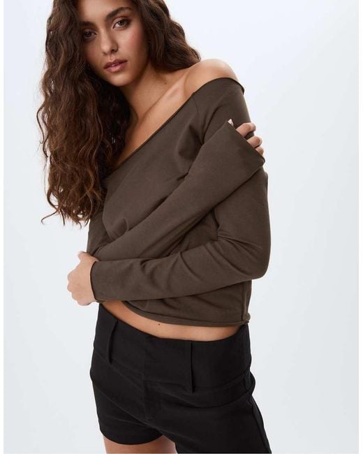 Stradivarius Brown Off-the-shoulder Top