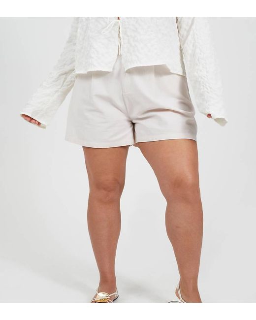 Brave Soul White Curve Linen Look Tailored Shorts