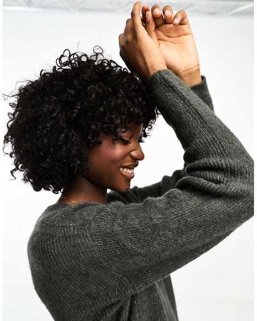 Vero Moda Black Lightweight V Neck Knitted Jumper