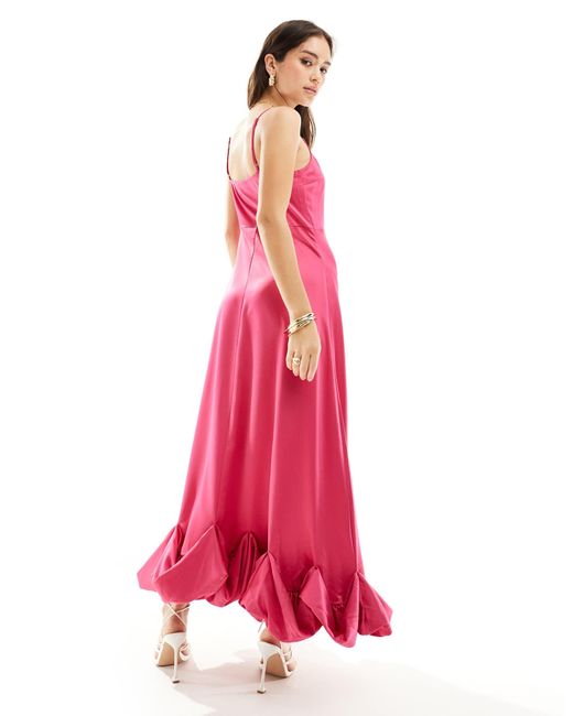 Vila Pink – maxi-trägerkleid aus satin mit gerüschtem saum