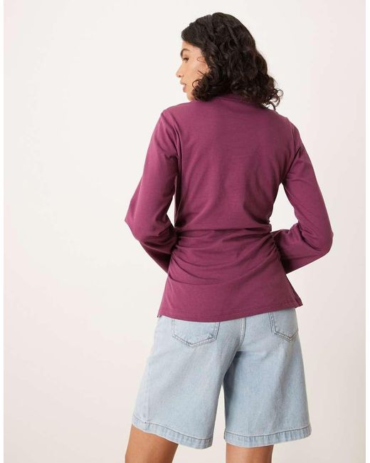 Top A Maniche Lunghe Color Fico Con Arricciatura Laterale E Fondo Asimmetrico di ASOS in Purple