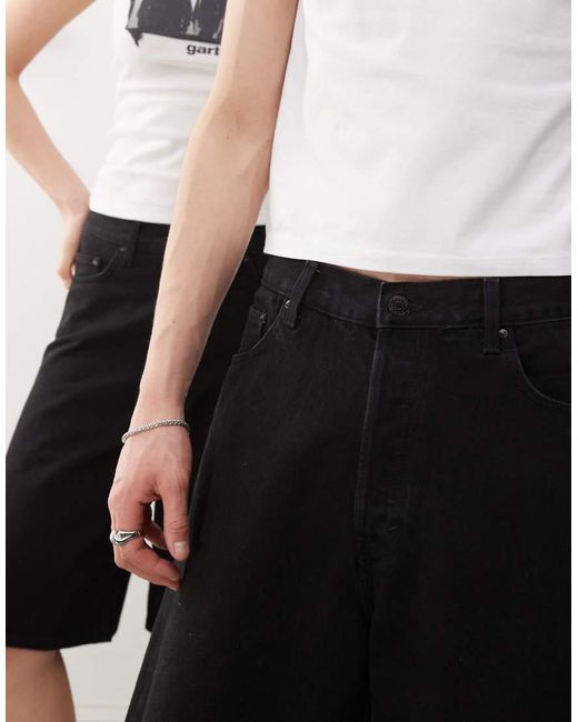 Astro di Weekday in White
