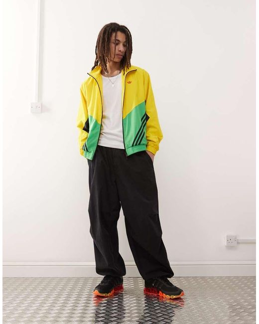 Giacca Sportiva Gialla E di Adidas Originals in Yellow da Uomo